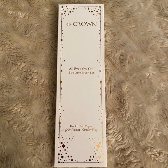 Crown 5-pc ‘All Eyes On You’ luxe brush set - Picture 1 of 2